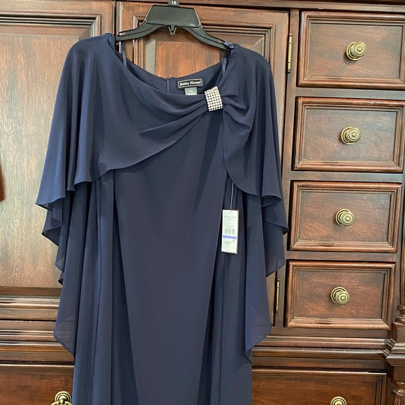 Dress for Grandmother or Mother of the Bride - Picture 1 of 2